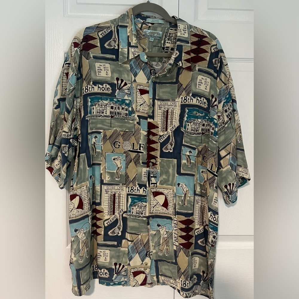 Men's Campia Golf Themed Short Sleeved Button Down Shirt